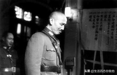 两度背叛蒋介石的何应钦，服软后最终做了老蒋的送终人