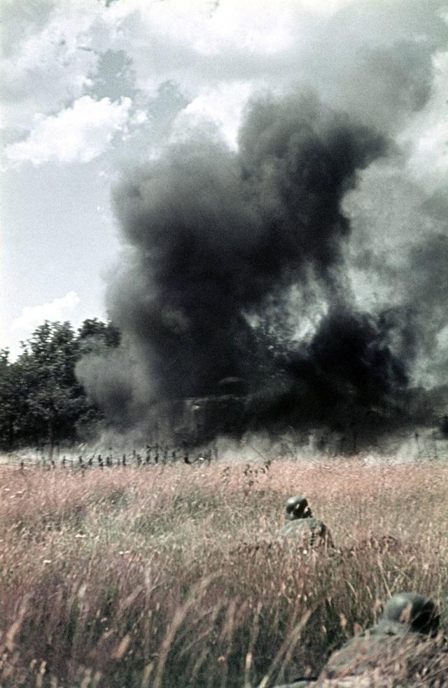 高清彩色老照片：实拍二战东线战场（1941—1942年）