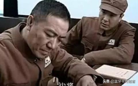 怪不得给李云龙三人授少将，他们觉得委屈，看他们的部下是啥军衔