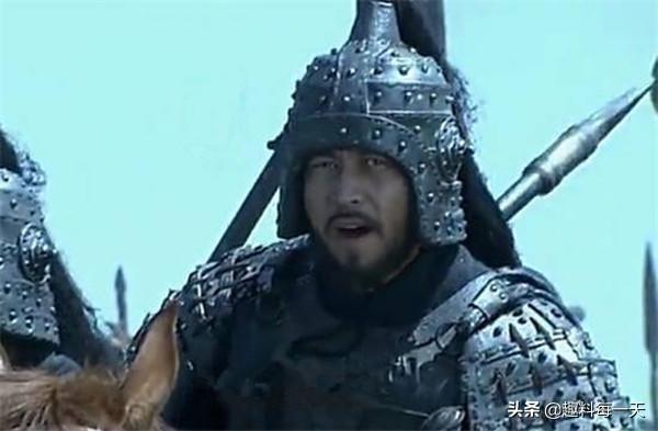 演义里关羽与刘备是兄弟，历史上两人关系如何，答案并不复杂